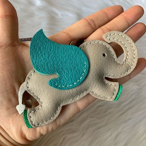 Handmade Genuine Leather Colorblock Dumbo Bag Charm/Keychain - Picture 2 of 14